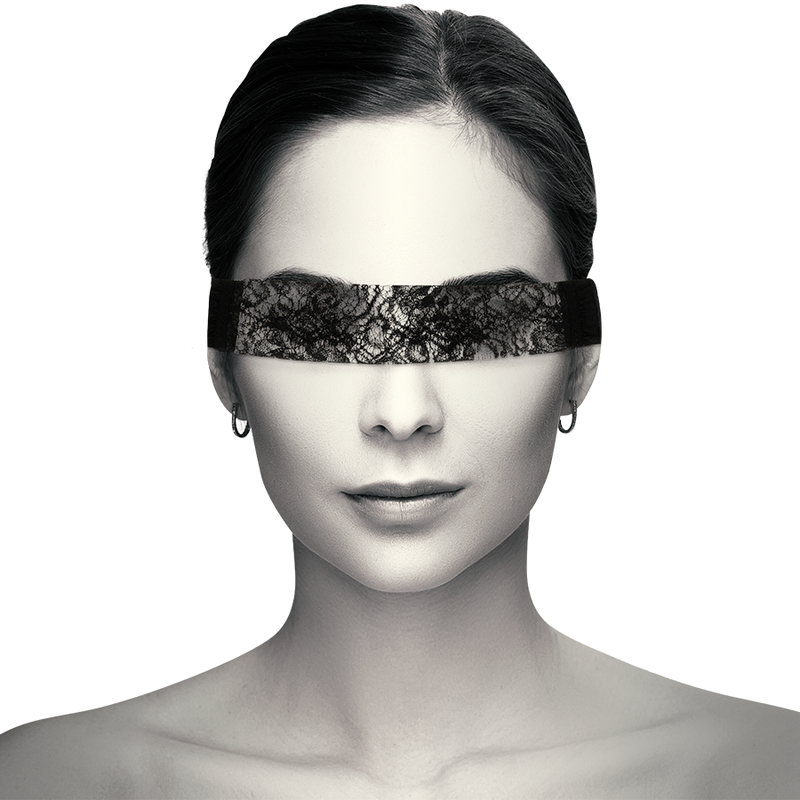 LACE MASK BLACK